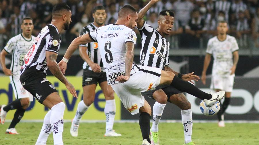 Defesa do Corinthians em alerta: Gol foi sofrido em oito dos últimos dez jogos